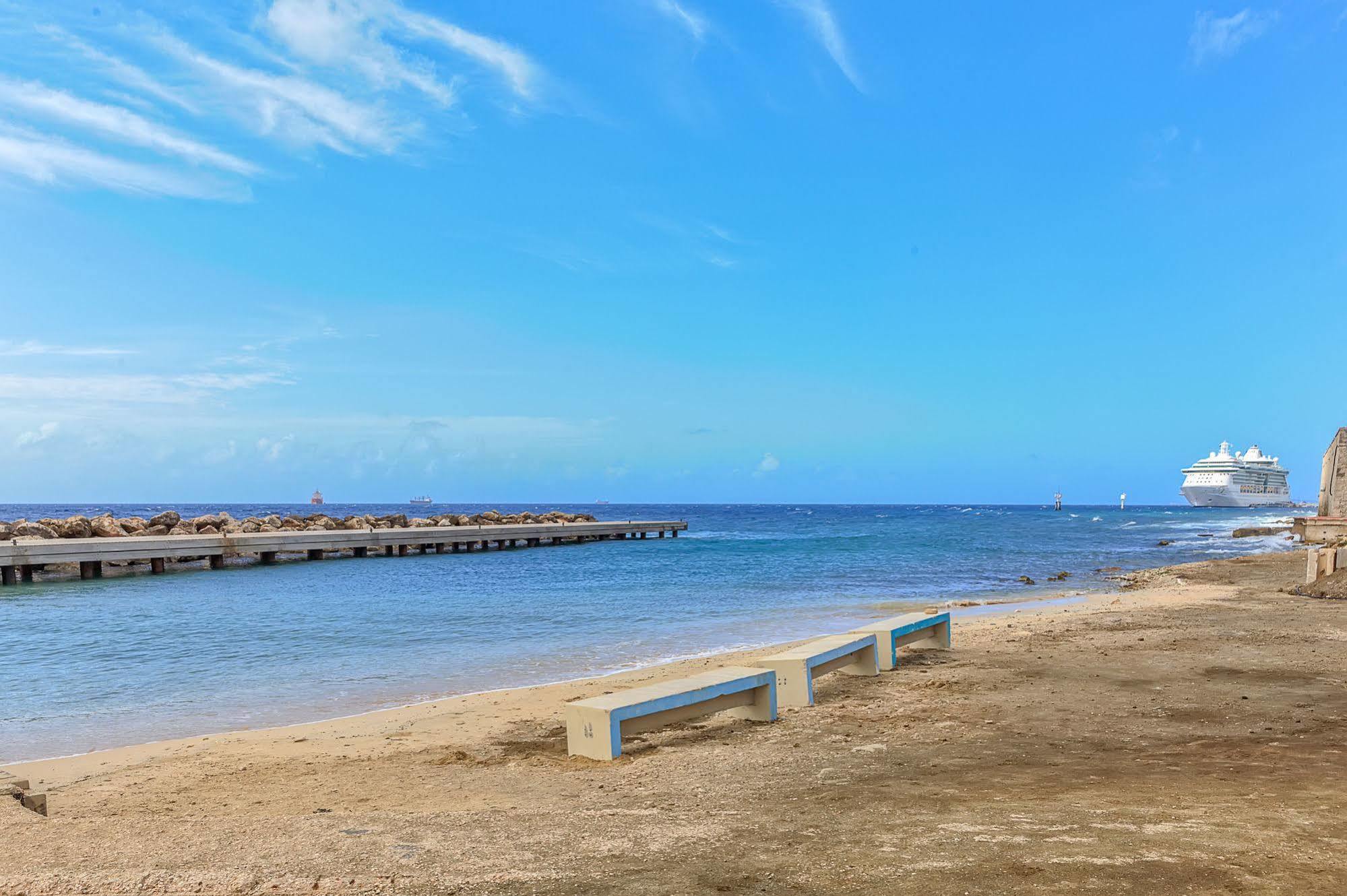 City Suites & Beach Hotel Willemstad Exterior foto